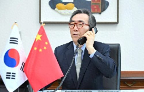 王毅同韩国外长通电话，深化两国合作，共谋地区稳定_动态词语解释落实