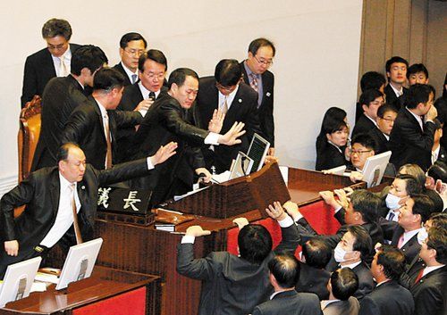 韩国在野党的政党构成与现状解析_词语解释