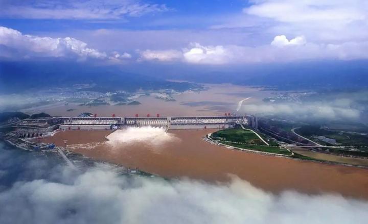 浙江一地挖出地下天然气