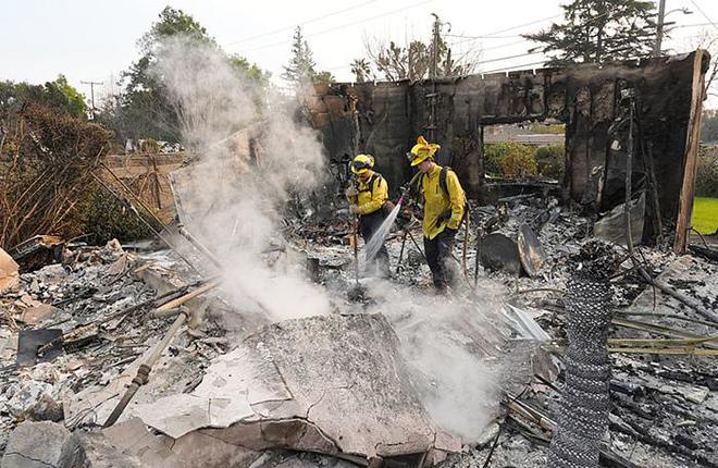 美国加州山火肆虐，损失高达约500亿美元_落实执行