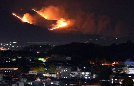 日本自卫队训练引发山火，事故背后的反思与启示_权限解释落实