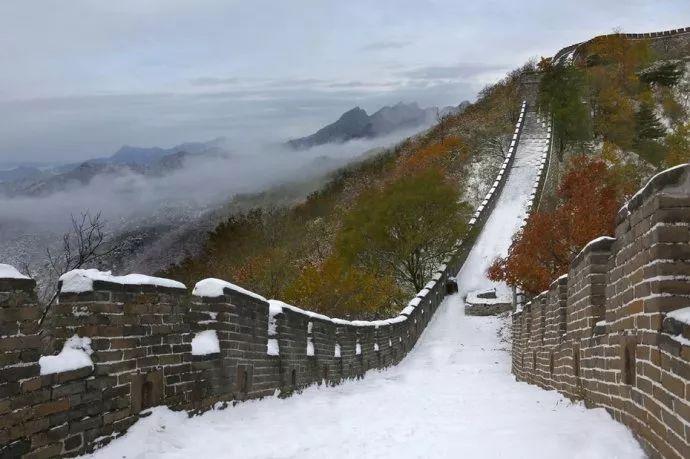 北京下雪了，银装素裹的冬日画卷_实施落实