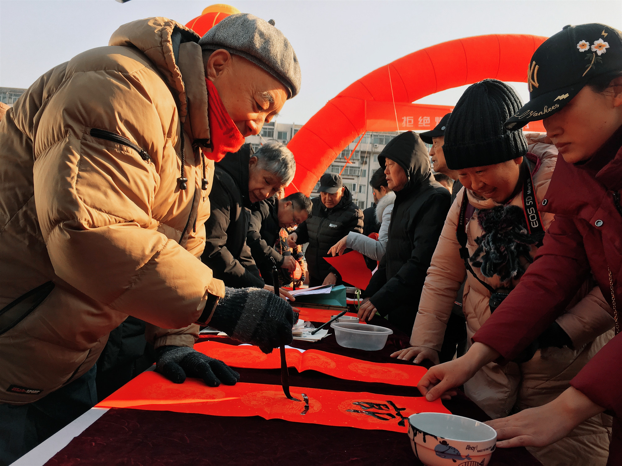 不一样的低碳新年味_全面解答落实