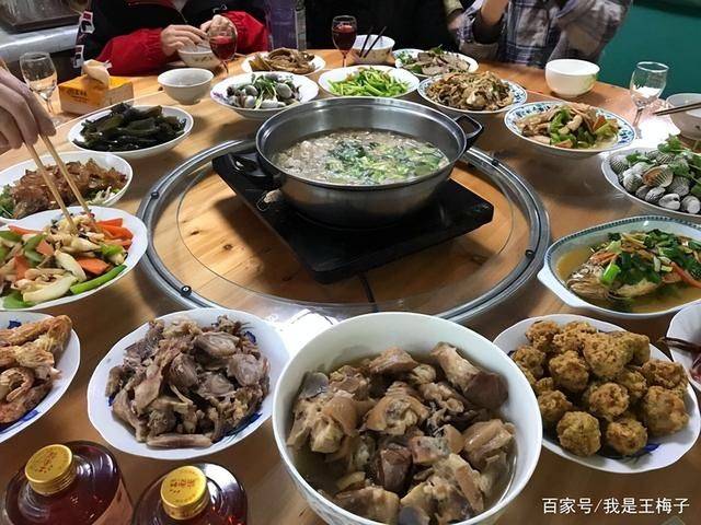 凌晨四五点被叫醒吃年夜饭，特殊的年味体验_解答解释