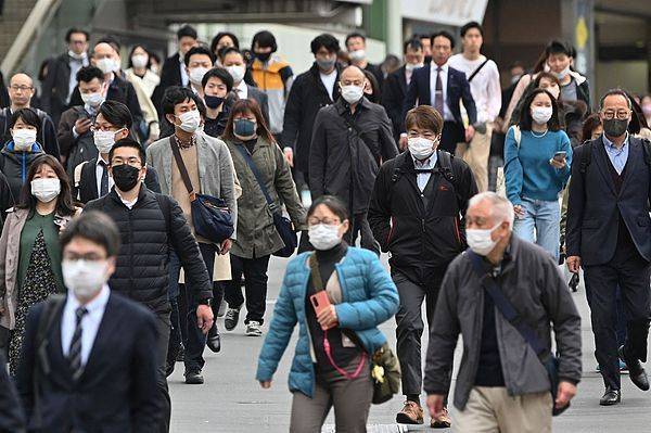 日本爆发流感，游客普遍反映路上很多人咳嗽_具体执行和落实