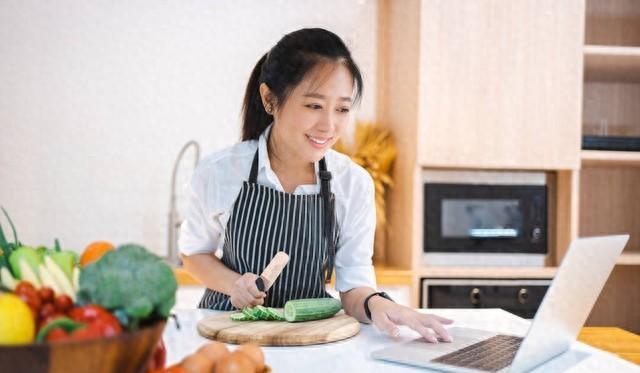 金价波动的背后真相！你绝对想不到的影响因素_反馈执行和落实力