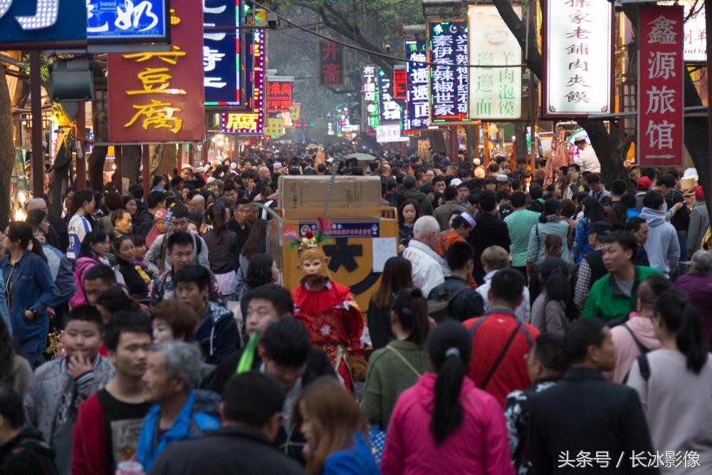 外卖小哥在人海中杀出一条血路，谁在背后逼他们拼命？_反馈机制和流程